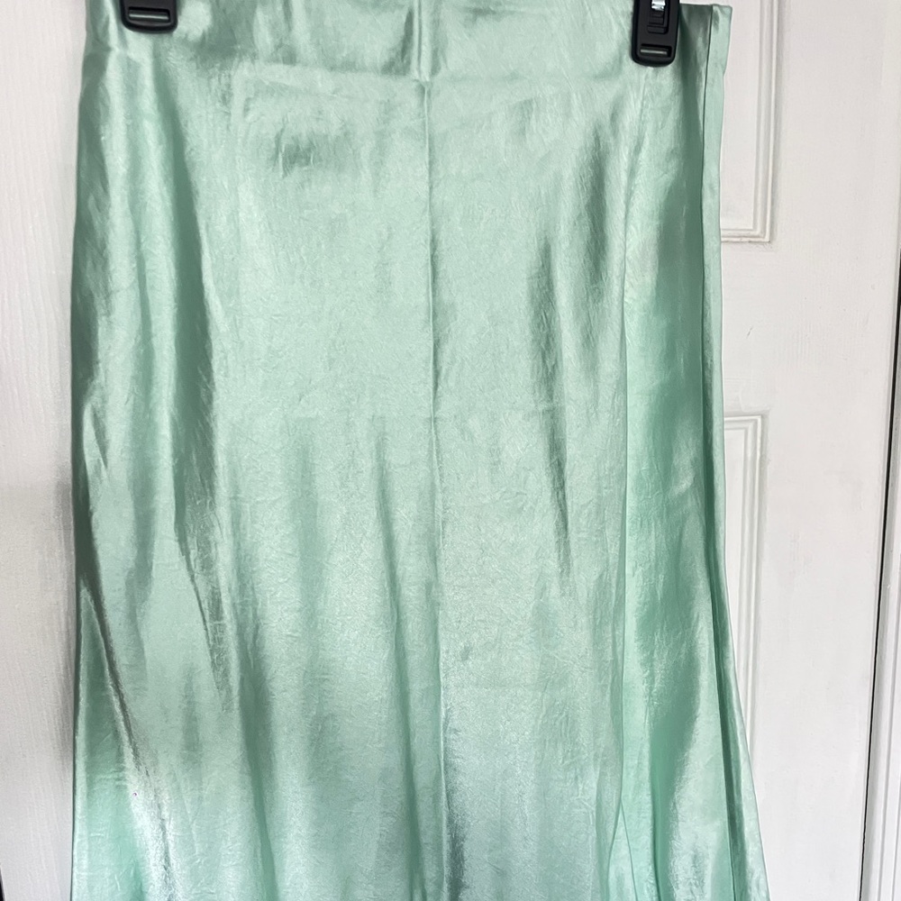 Aritzia Babaton Skirt